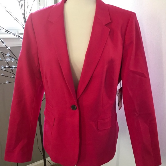 Vince Camuto Jackets & Blazers - An absolutely stunning dark pink blazer